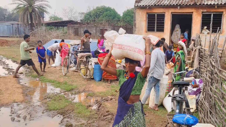 अबूझमाड़ की बदली तकदीर: कभी 50 किमी पैदल चलकर मिलता था राशन आधा ले जाते थे नक्सली